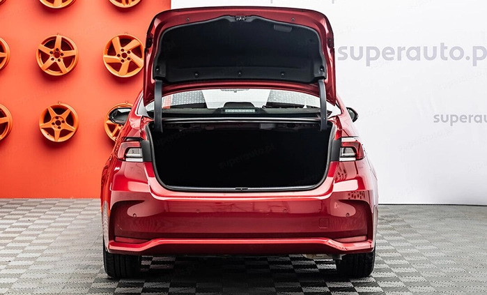 Toyota Corolla cena 79500 przebieg: 43730, rok produkcji 2019 z Ostrzeszów małe 154